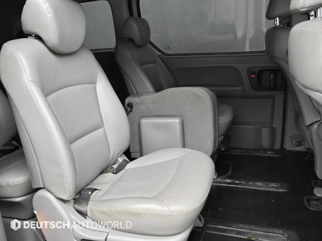 Hyundai Starex — miniaturë 12
