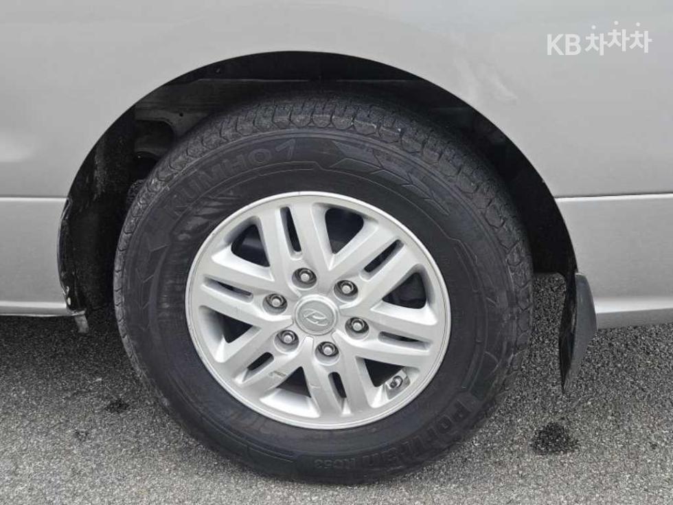 Hyundai Starex — miniaturë 20