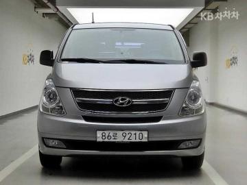 Hyundai Starex 5인승 밴 CVX — foto 1