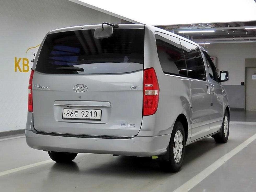 Hyundai Starex — miniaturë 4