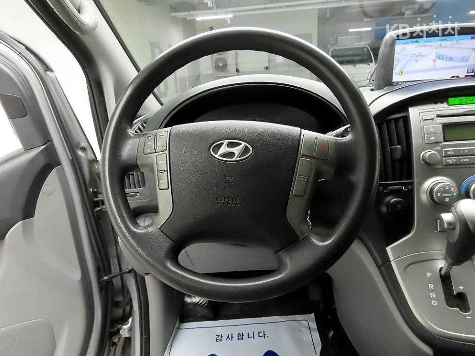 Hyundai Starex — miniaturë 7