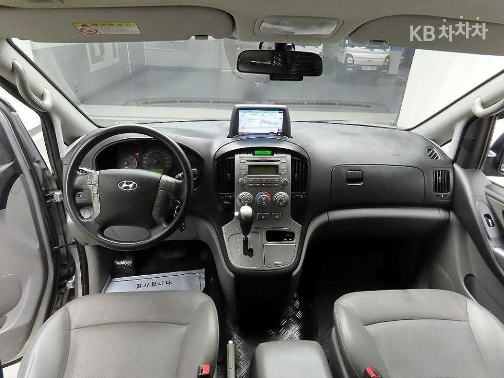 Hyundai Starex — miniaturë 8