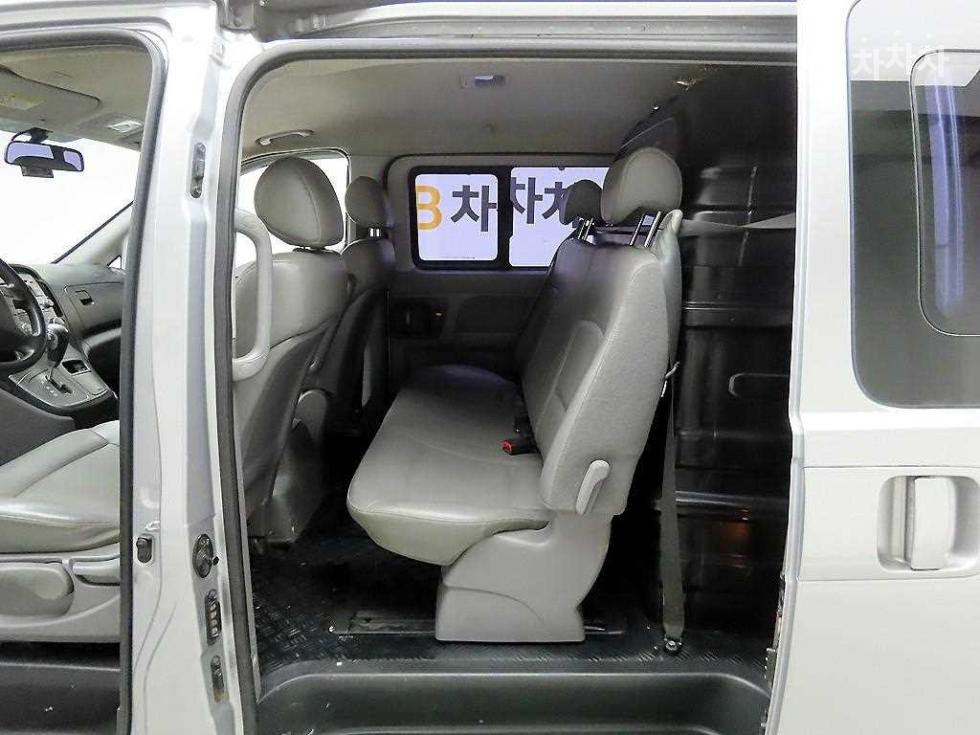 Hyundai Starex — miniaturë 14