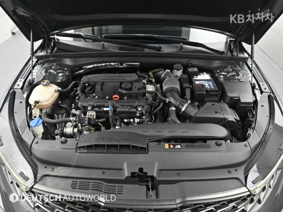 Kia K5 — miniaturë 6