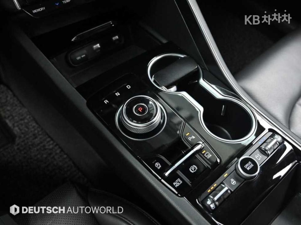 Kia K5 — miniaturë 9