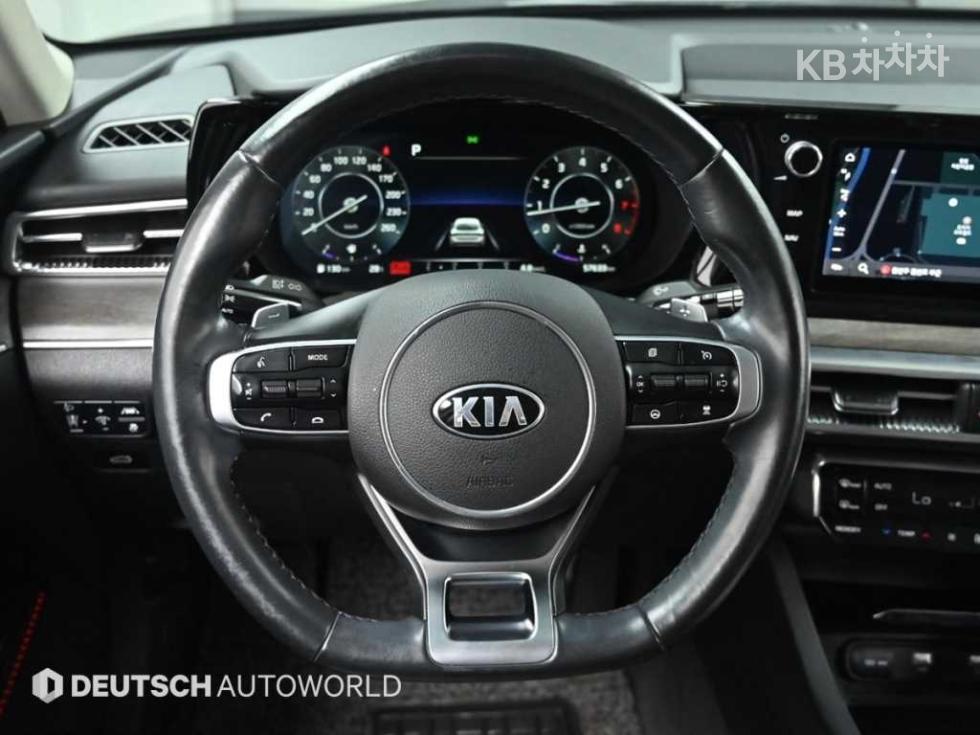 Kia K5 — miniaturë 13