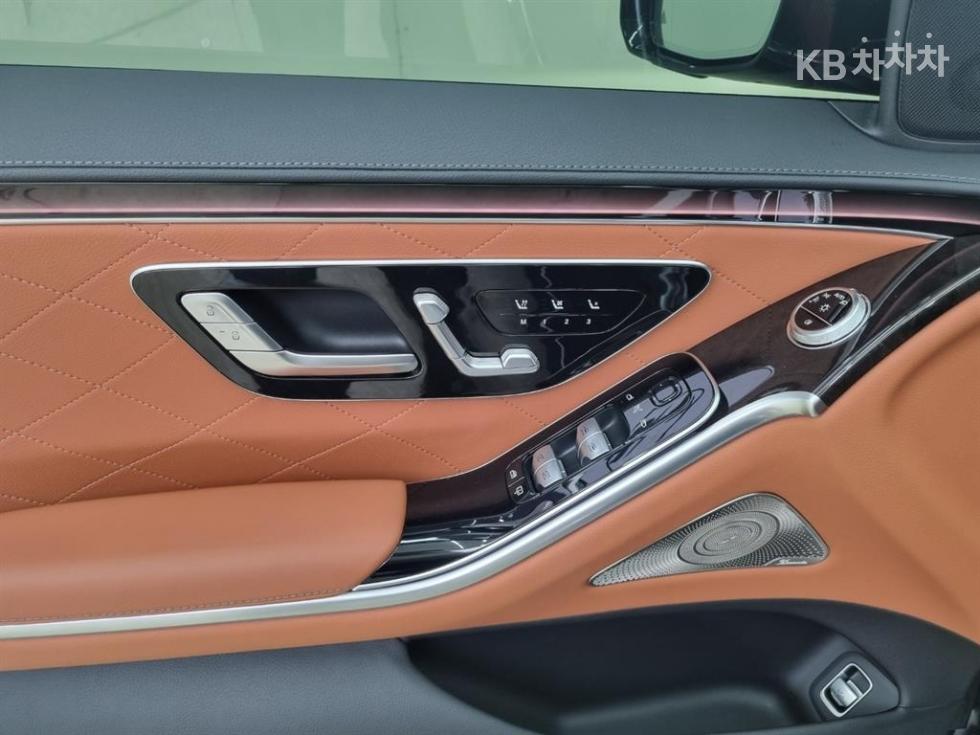 Mercedes-Benz S-klasse — miniaturë 19