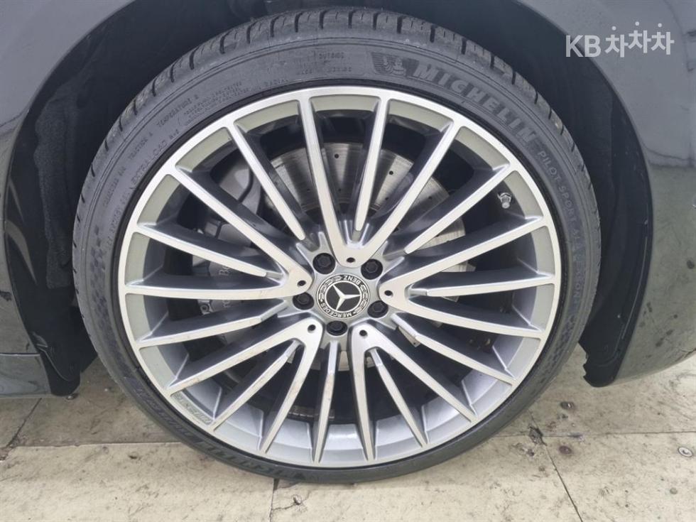 Mercedes-Benz S-klasse — miniaturë 20