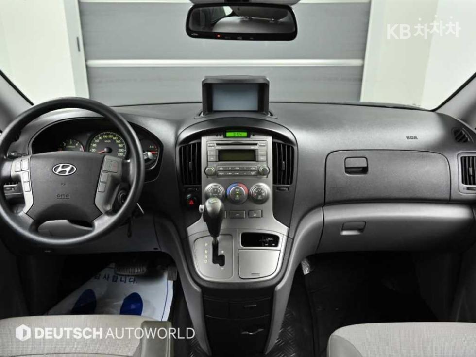 Hyundai Starex — miniaturë 7
