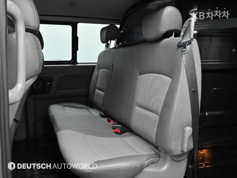 Hyundai Starex — miniaturë 12