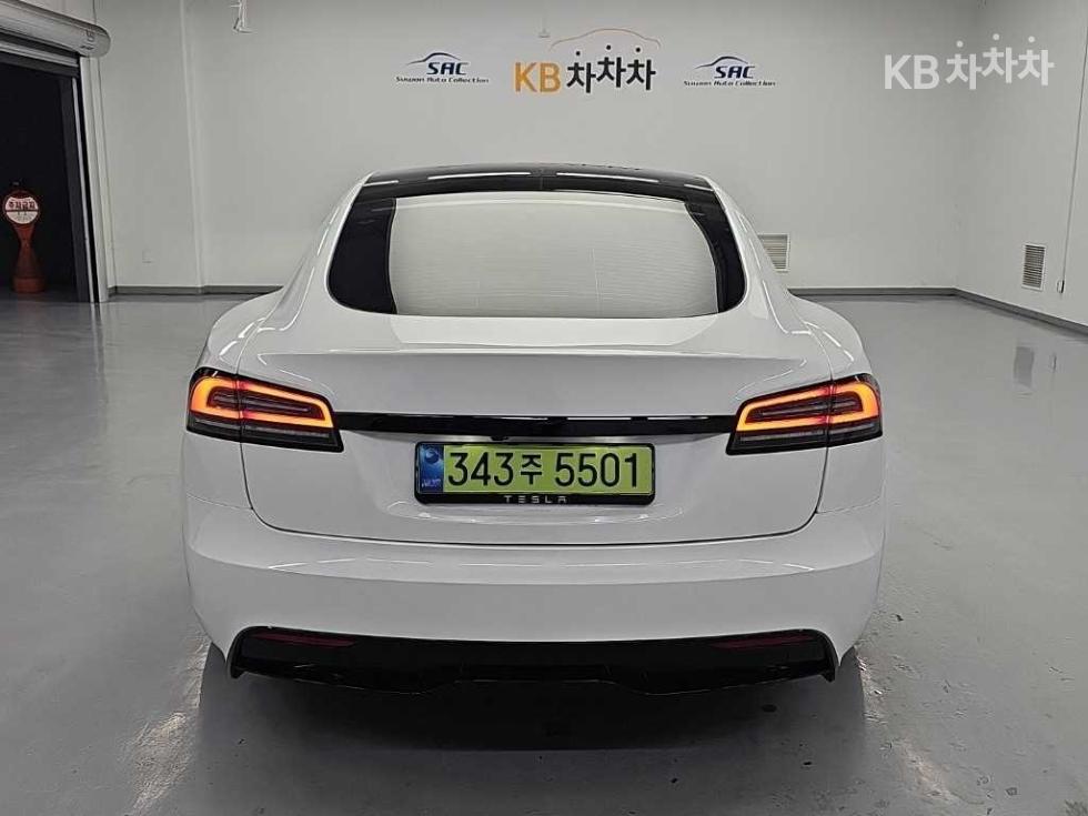 Tesla Model S — miniaturë 3