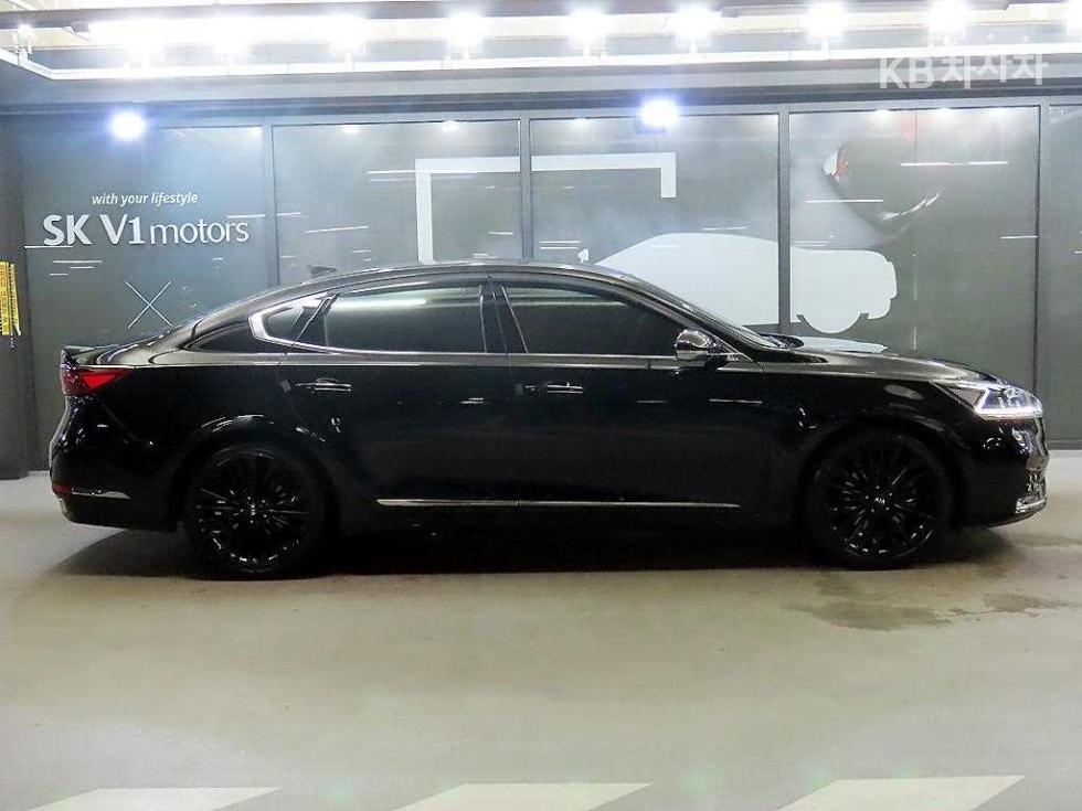 Kia K7 — miniaturë 3