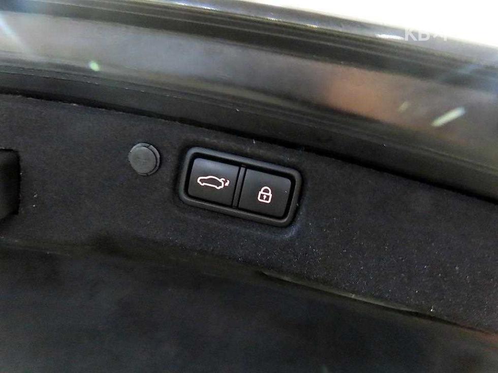 Kia K7 — miniaturë 17