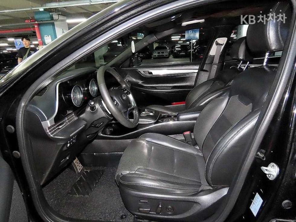 Hyundai Grandeur — miniaturë 6