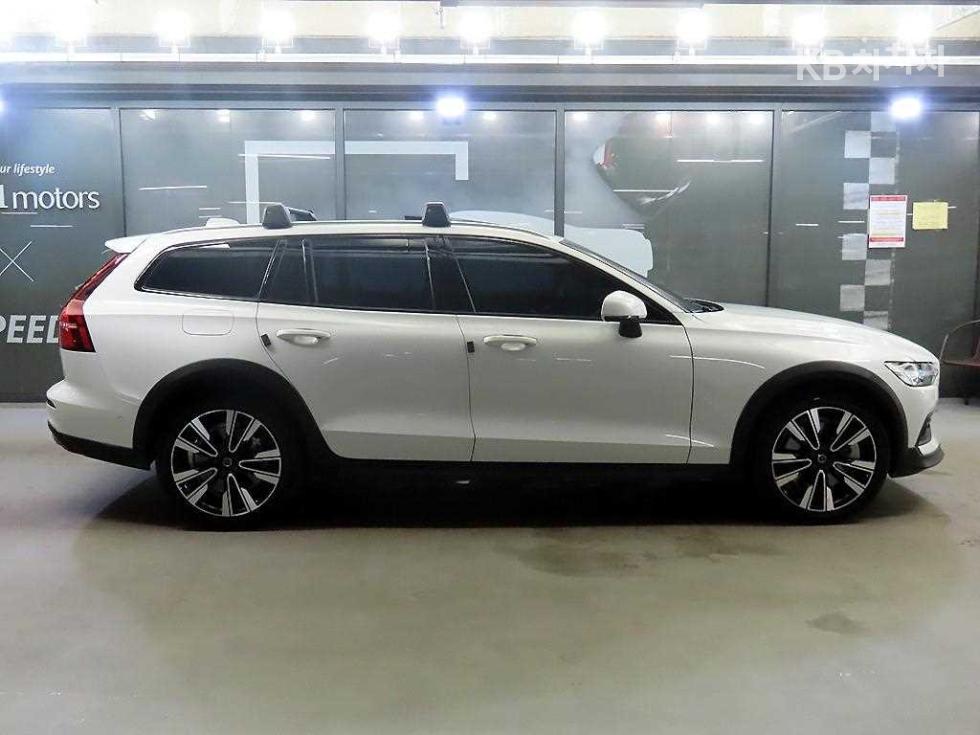 Volvo V60 — miniaturë 3