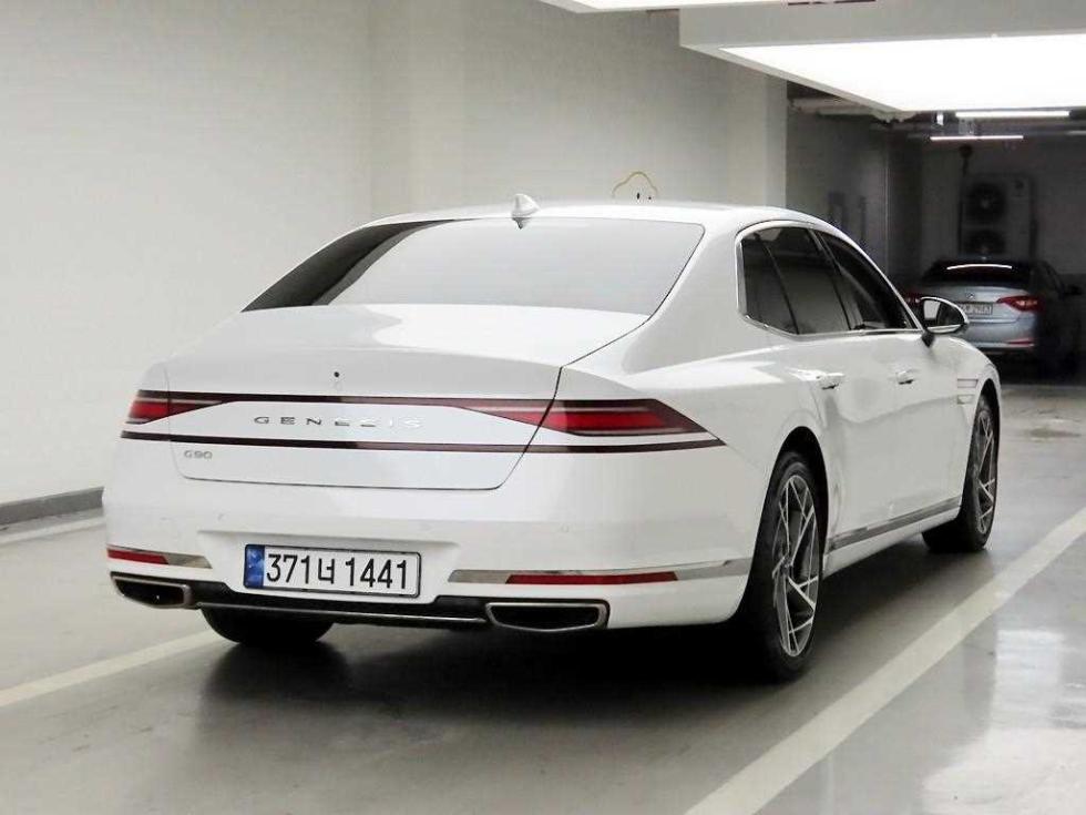 2022 Genesis G90(RS4) photo