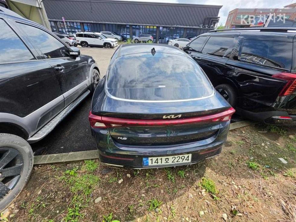 Kia K5 — miniaturë 3