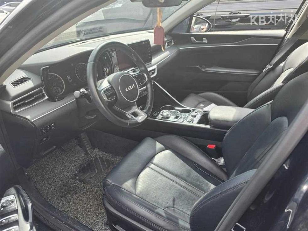 Kia K5 — miniaturë 6
