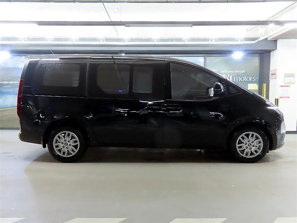 Hyundai Staria — miniaturë 3