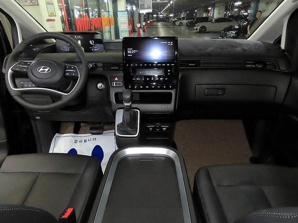 Hyundai Staria — miniaturë 10