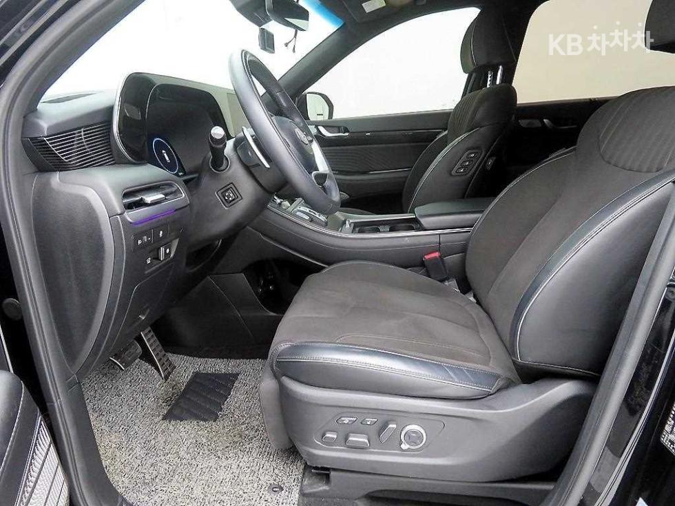 2024 Hyundai Used Car photo