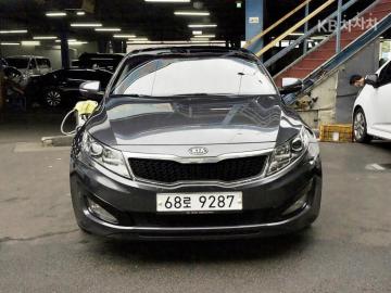 Kia K5 gasoline 2.0  luxury — foto 1