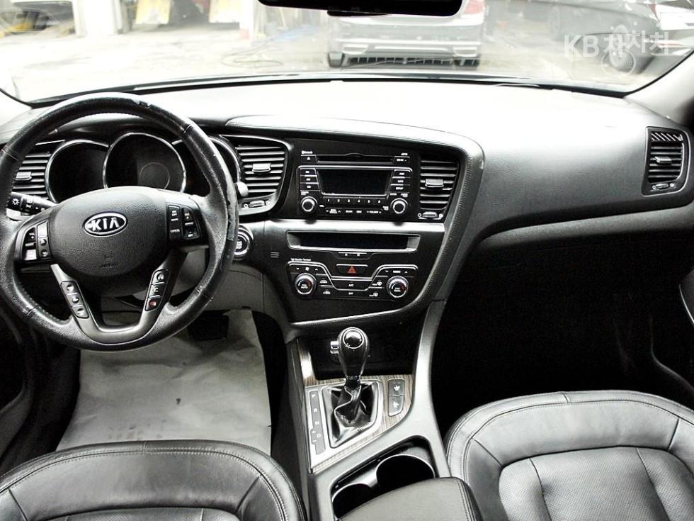 Kia K5 — miniaturë 7