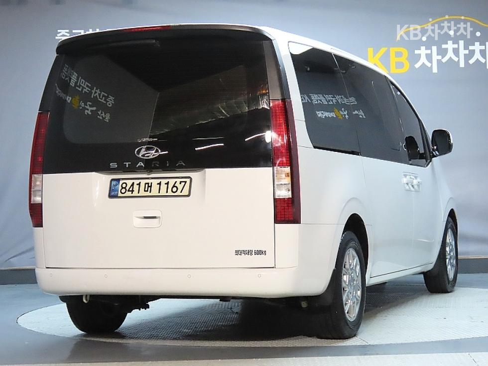 Hyundai Staria — miniaturë 2