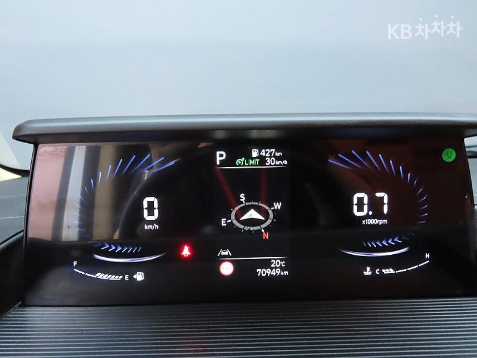 Hyundai Staria — miniaturë 8