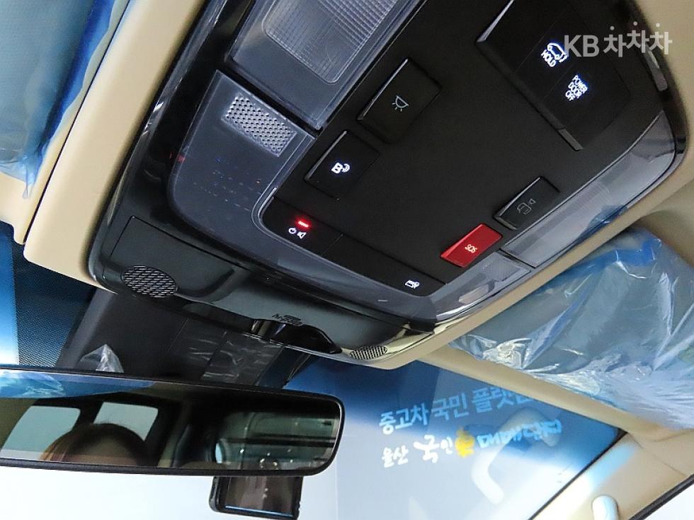 Hyundai Staria — miniaturë 15
