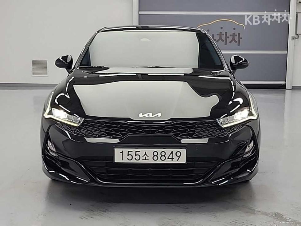 2021 Kia K5 3 photo