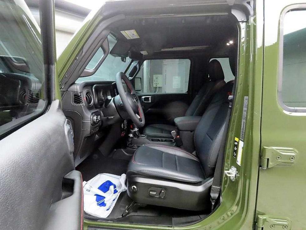 2024 Jeep (JL) photo