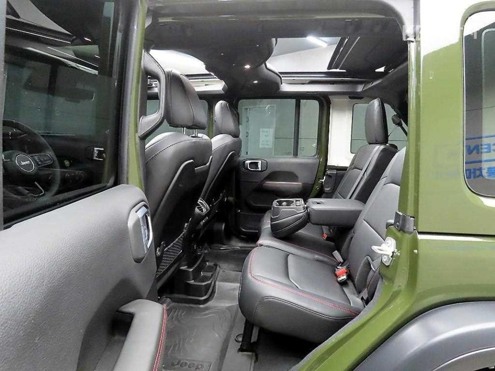 2024 Jeep (JL) photo