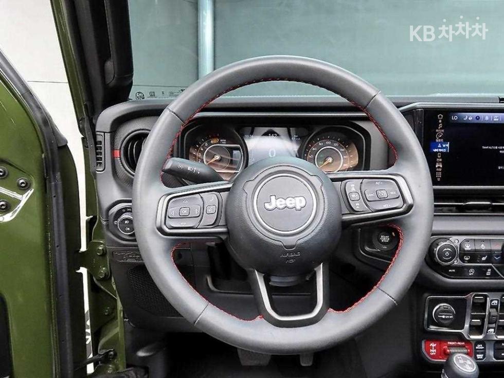 2024 Jeep (JL) photo