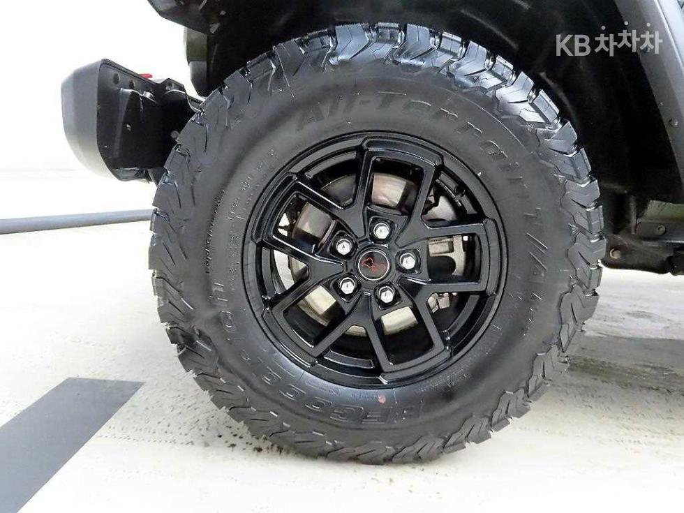 2024 Jeep (JL) photo