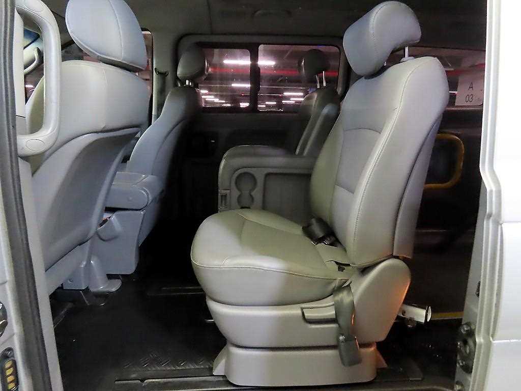 Hyundai Starex — miniaturë 7