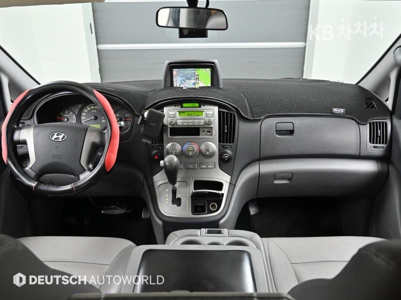 Hyundai Starex — miniaturë 7