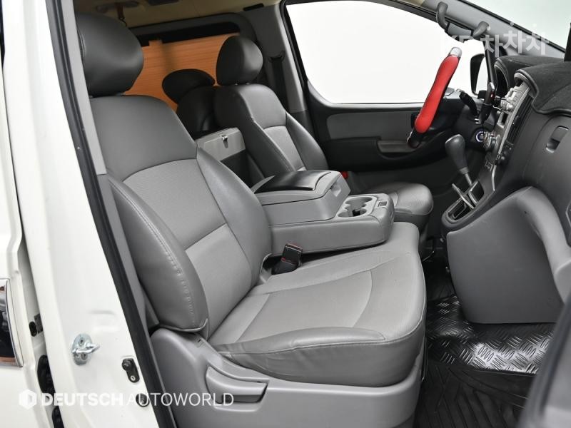 Hyundai Starex — miniaturë 10