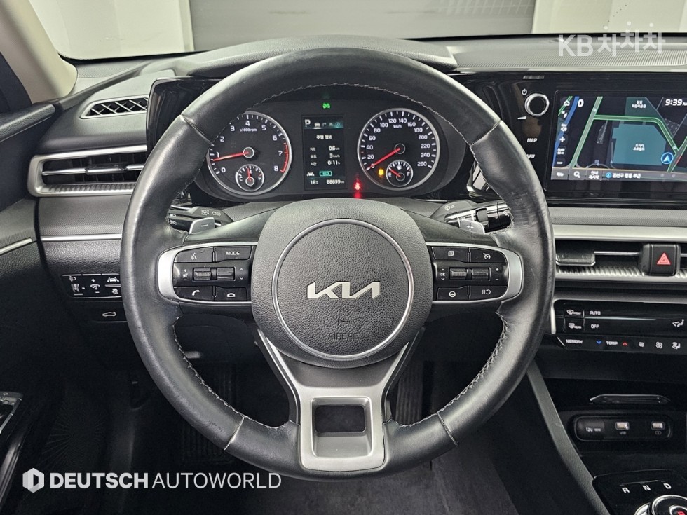 Kia K5 — miniaturë 13