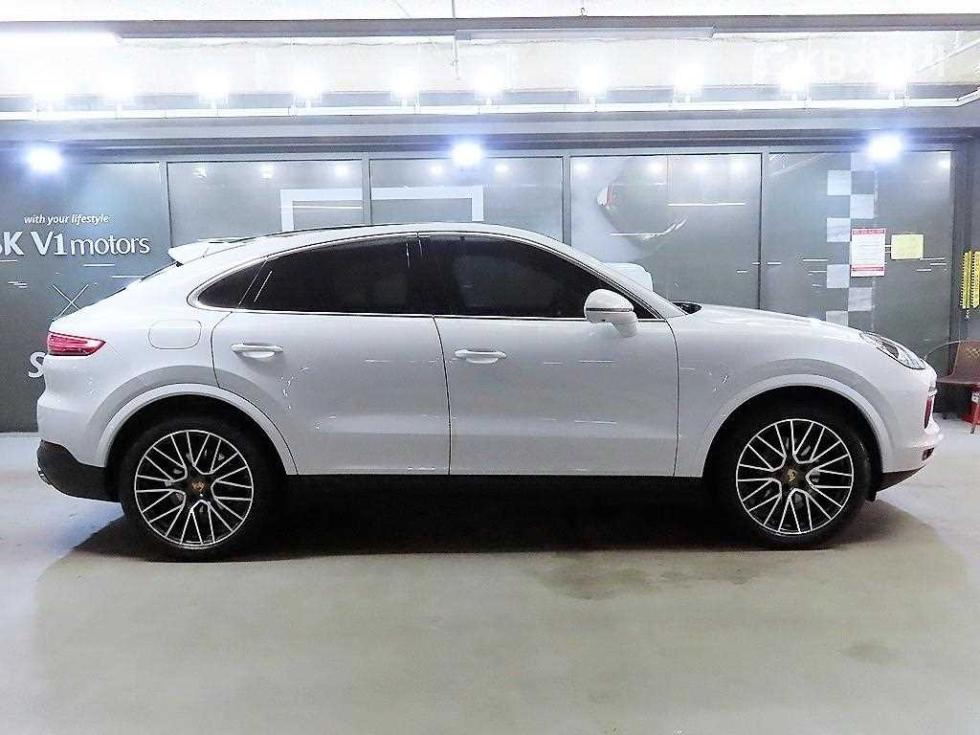 2022 Porsche (9Y0) photo