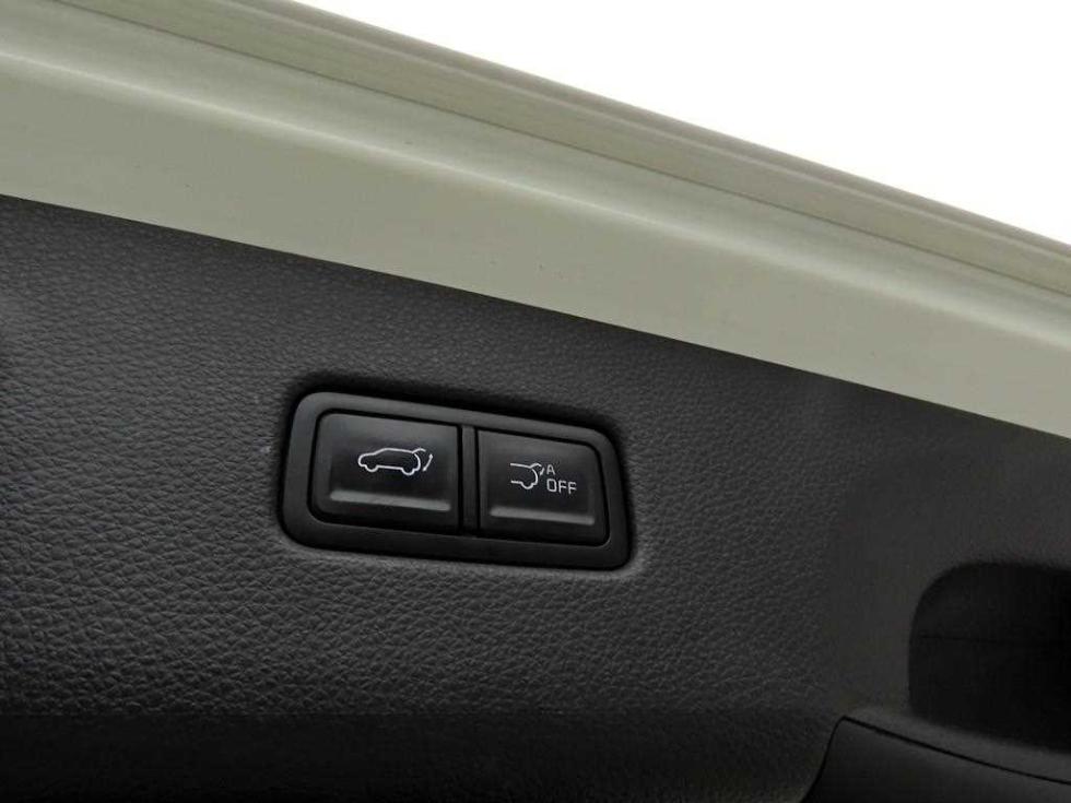 Kia Carnival — miniaturë 15