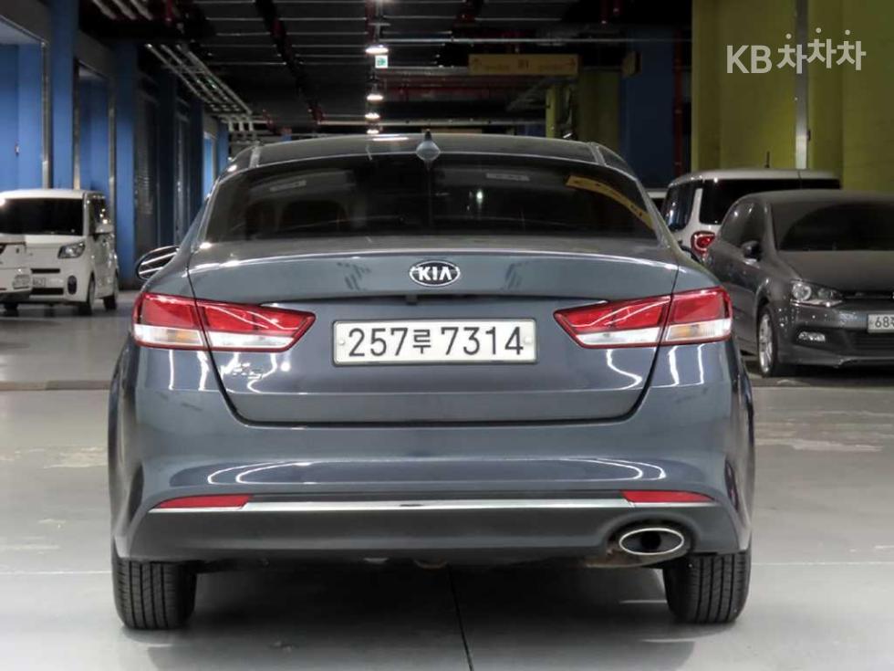Kia K5 — miniaturë 3
