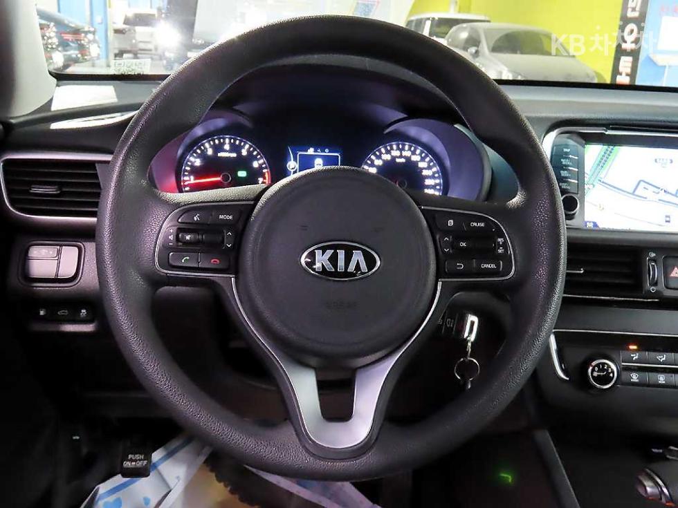 Kia K5 — miniaturë 10