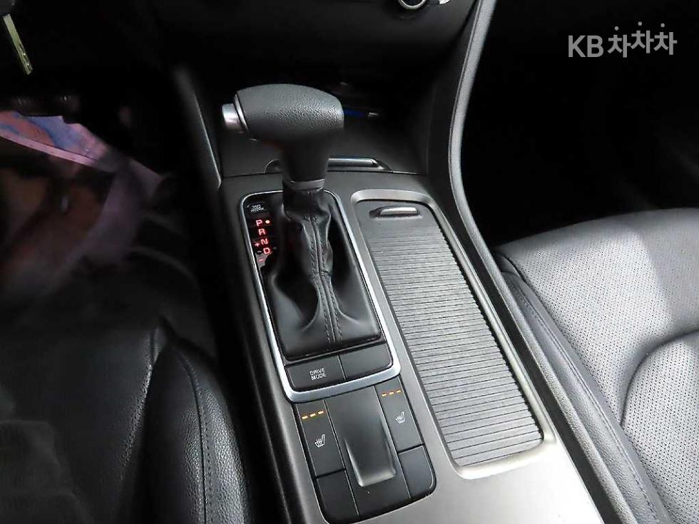 Kia K5 — miniaturë 13