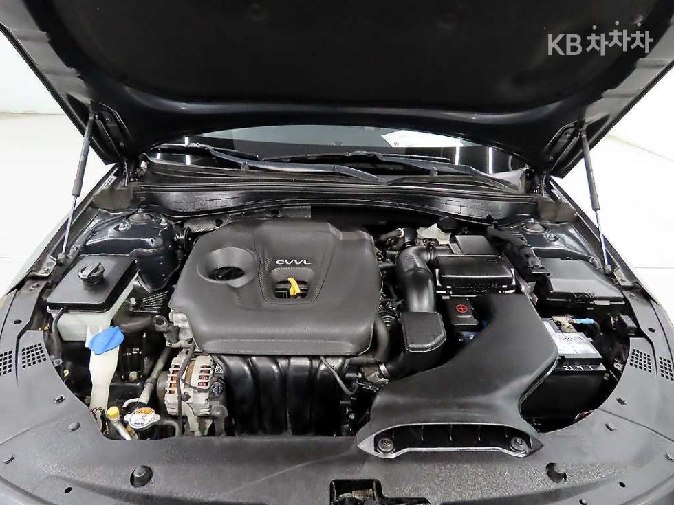 Kia K5 — miniaturë 19
