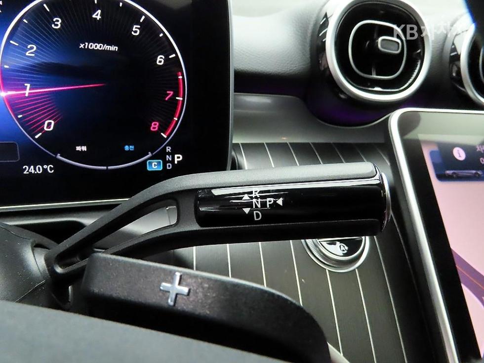 Mercedes-Benz C-klasse — miniaturë 10