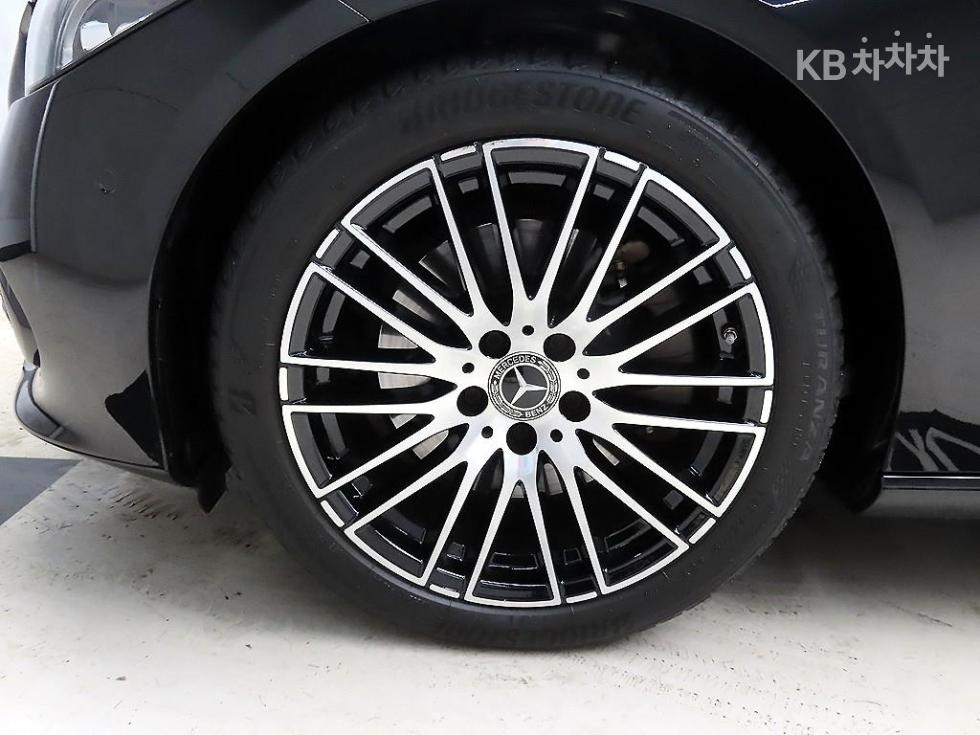 Mercedes-Benz C-klasse — miniaturë 19