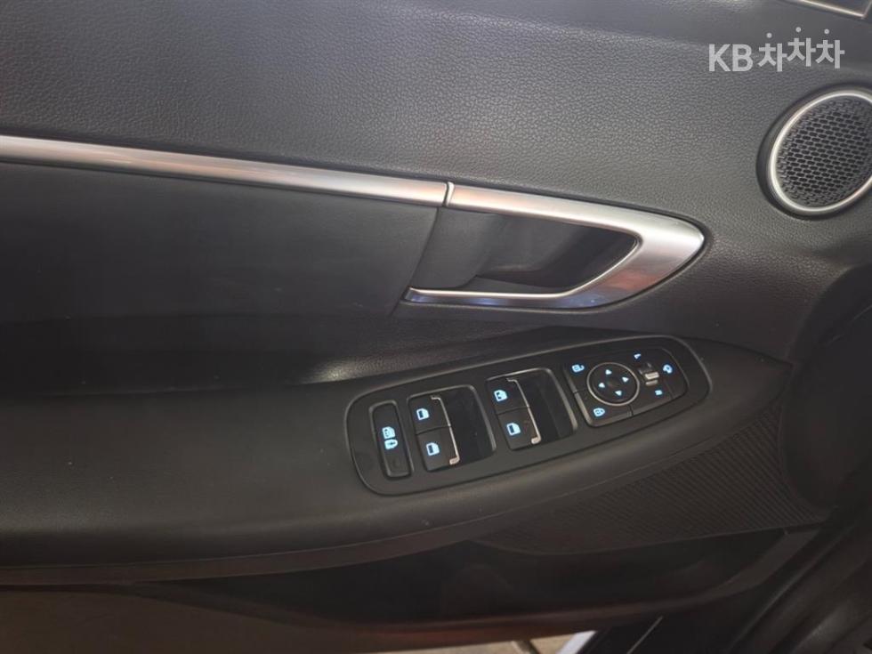 Hyundai Sonata — miniaturë 12