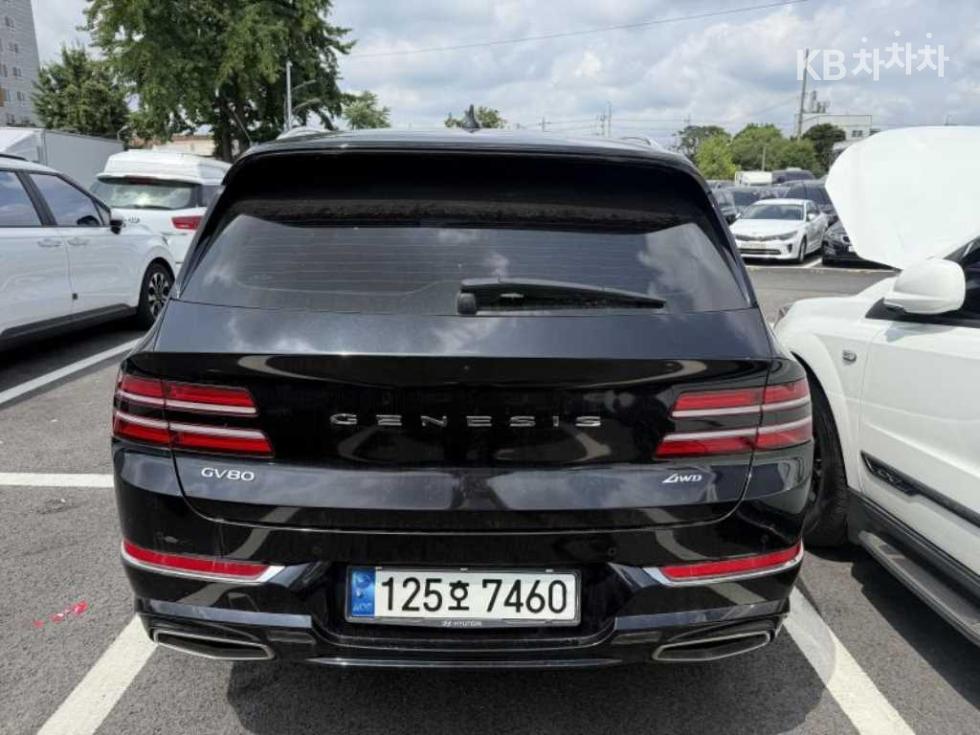2022 Genesis GV80 photo