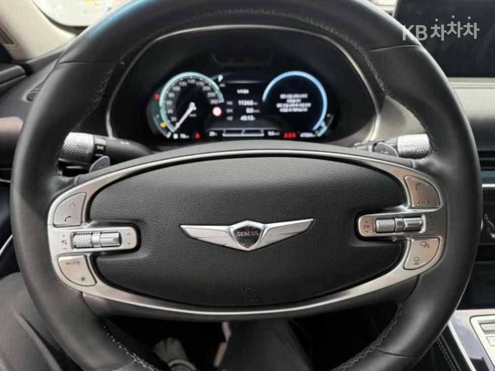 2022 Genesis GV80 photo